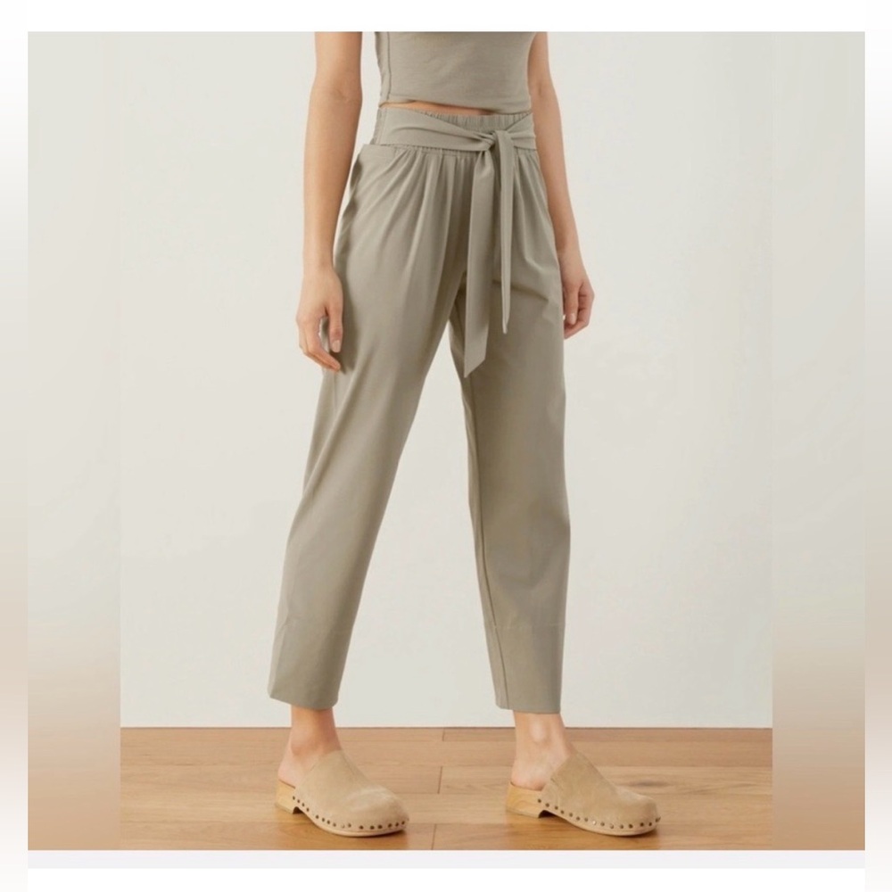 Women's Aday Easy Day Pants in Light Green